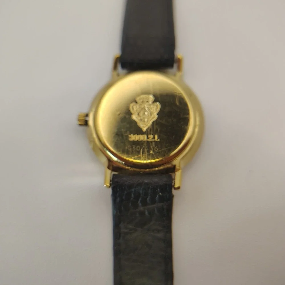 Vintage 1992 Authentic GUCCI 3001L SWISS Women's Quartz Watch Lizard Band‎ - Picture 8 of 14